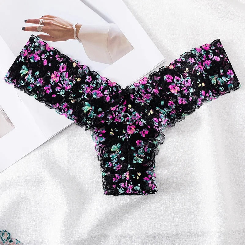 Sexy Seamless Ruffles Thong – Invisible Comfort & Style